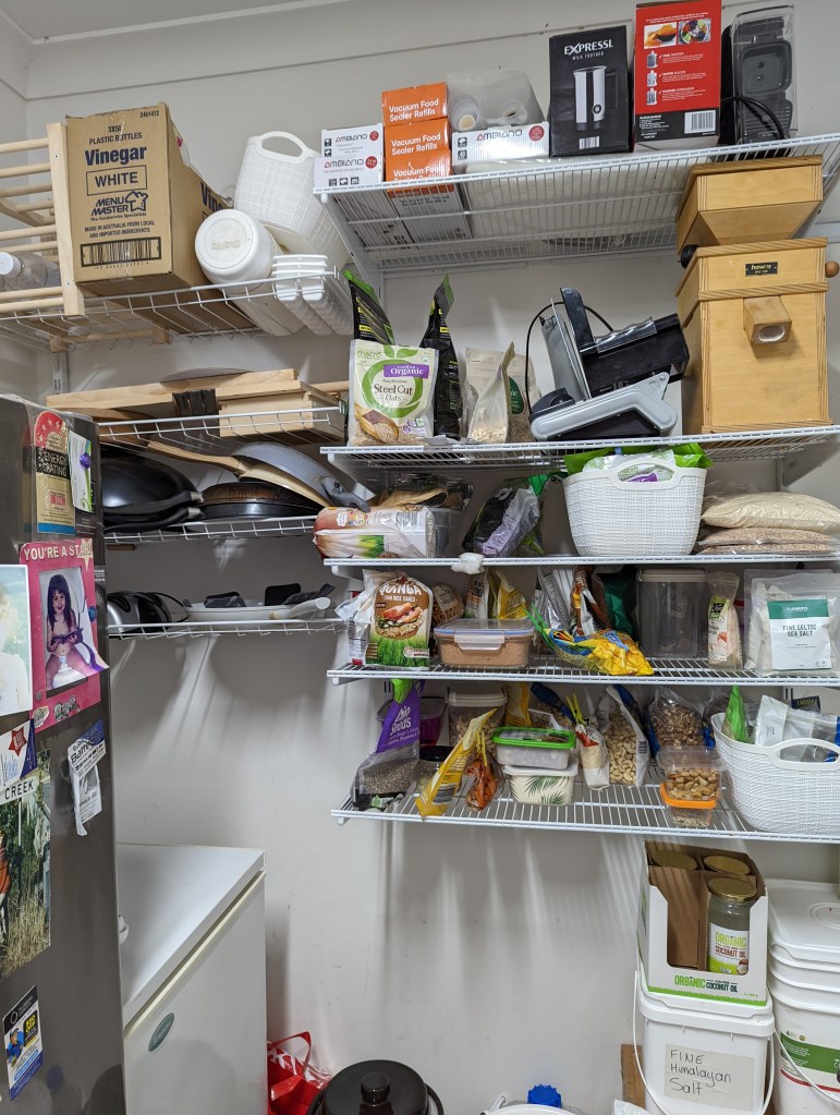 AFTER - Small Pantry